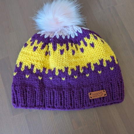 Kuschelige Wintermütze - handgestrickt