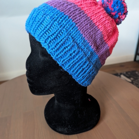 Pride Collection - Kuschelige Wintermütze - handgestrickt