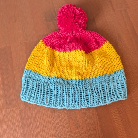 Pride Collection - Kuschelige Wintermütze - handgestrickt