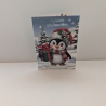 Weihnachtskarte mit einem süßen Pinguin