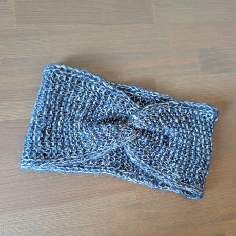 Kuscheliges Stirnband - handgestrickt