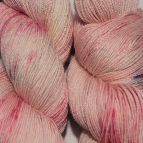 Handgefärbte plastikfreie Wolle Merino-Seide-Ramie Pinta 22/5