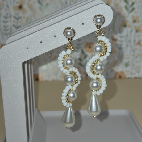 Elegante Perlen-Ohrringe im edlem Design | Brautschmuck 