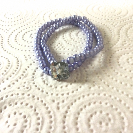 Perlenarmband 2-reihig in Flieder mit handgemacht von Hobbyhaus