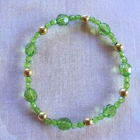 Perlenarmband♥grün-gold♥schön und filigran♥von Hobbyhaus