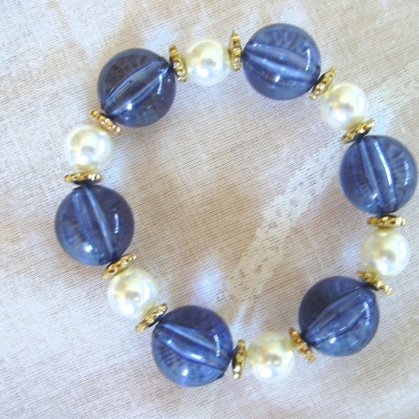 Perlenarmband♥in blau-weiss-gold♥handgemacht♥von Hobbyhaus