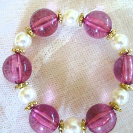 Perlenarmband♥weinrot-weiss-gold♥handgemacht♥von Hobbyhaus