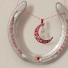 Echtes Hufeisen vom Pferd Glücksbringer Wandschmuck Weiß-Pink