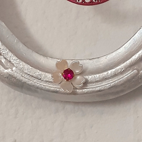 Echtes Hufeisen vom Pferd Glücksbringer Wandschmuck Weiß-Pink