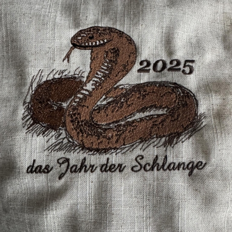das Jahr der Schlange 2025 - 15,9 13,4 cm