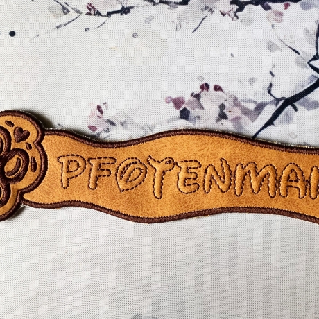 Stickdatei 3D-Anhänger PFOTENMAMA, 3D-Stick, Lesezeichen