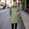 Longpulli Longhoodie Leo Grün mit raffiniertem Kragen