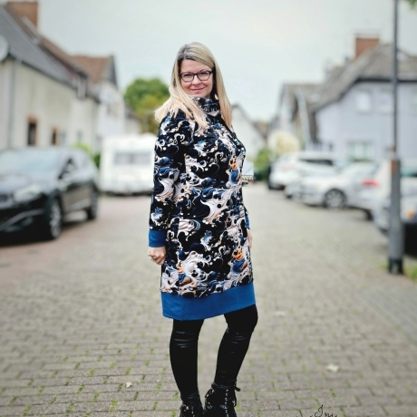 Longpulli Longhoodie Blautöne Wellen Milchstrasss