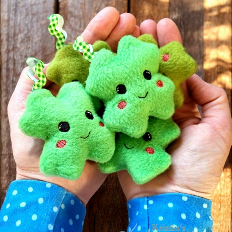 Glücksbringer Kleeblatt - Anhänger - Glück fürs ganze Jahr