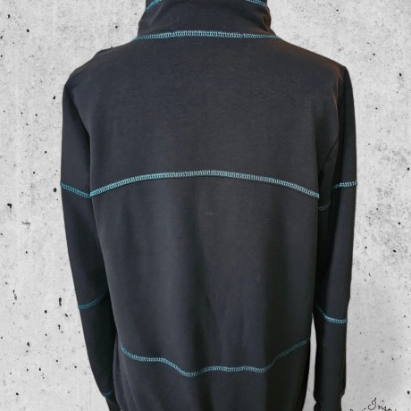 Hoodie Loopwickelkragen schwarz mit Petrolabgesetzt