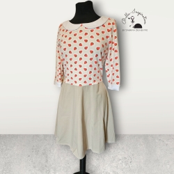 Kleid Bubikragen Erdbeeren