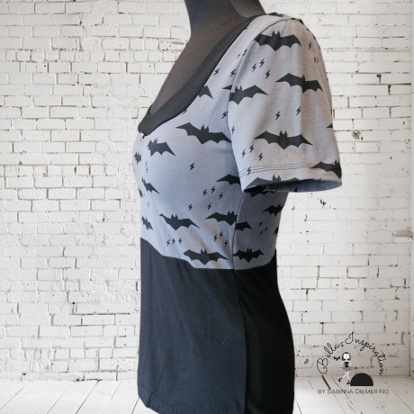 Shirt Top grau Fledermäuse Gothic