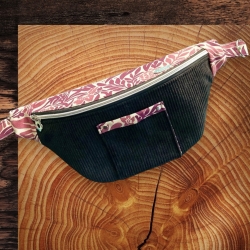 Crossbody Bag Bauchtasche aus Cord „Paisley“