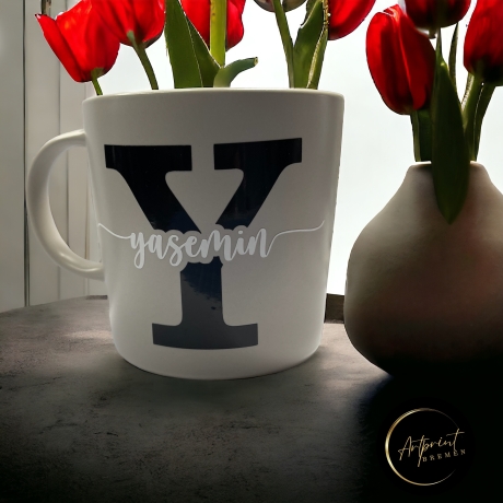 Personalisierter Kaffeebecher mit Namen & Initialen o. Wunschtext