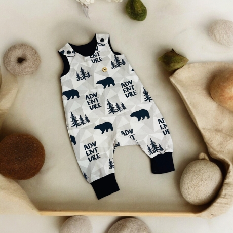 Strampler Baby Junge Bär I Strampelanzug grau blau Abenteuer