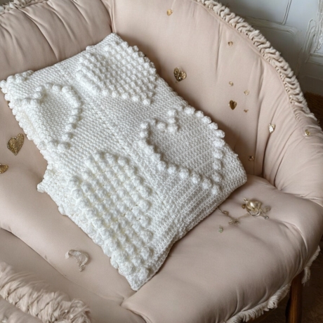 Babydecke gehäkelt weiß Herzen Häkeldecke Krabbeldecke Taufe