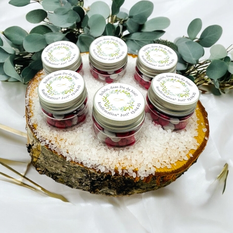 Personalisierte Gastgeschenke im Eukalyptus-Design – zur Taufe