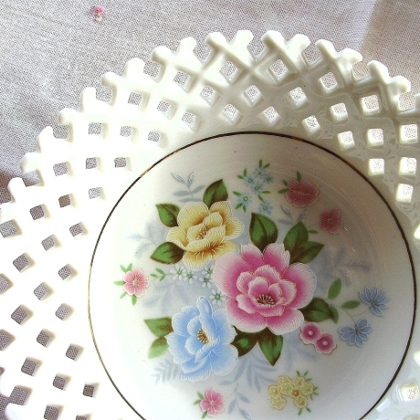 Vintage Durchbruchschälchen - 2er Set - Blumendekor 70er Jahre