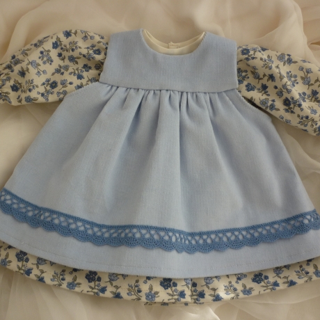 Puppenkleid mit Schürze für Puppengröße 37 - 40 cm