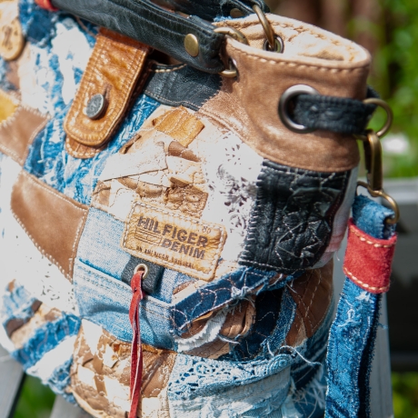 High-End Designertasche - UPCYCLING Jeans-Leder-Tasche