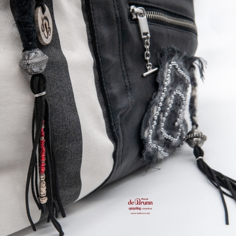 UPCYCLING Handtasche aus Jeans und Kunstleder