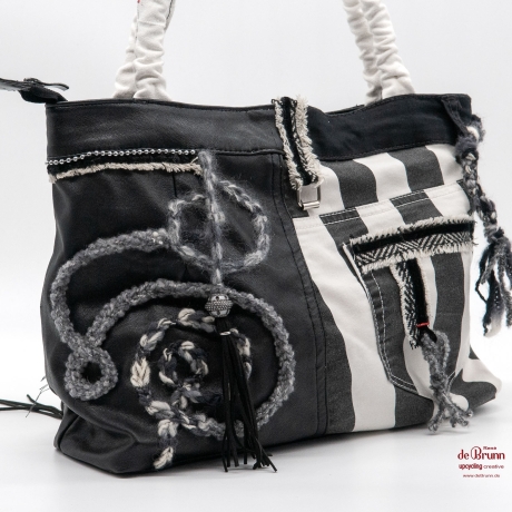 UPCYCLING Handtasche aus Jeans und Kunstleder