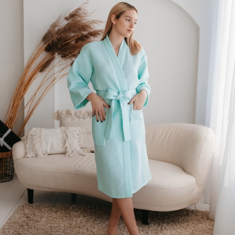 Eleganter Waffelbademantel für Damen und Herren mit modernem Stil