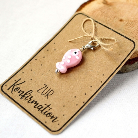 Kleines Konfirmationsgeschenk – Fischanhänger aus Keramik