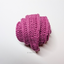 Schal, rosa, modern, schlank, kurz, handgestrickt