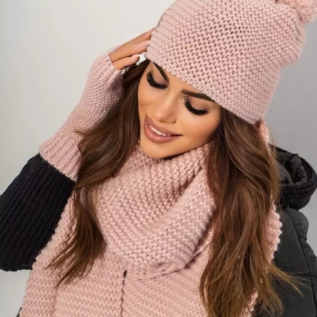 3-teilig: Strickschal & Handschuhe & Strickmütze mit Bommel