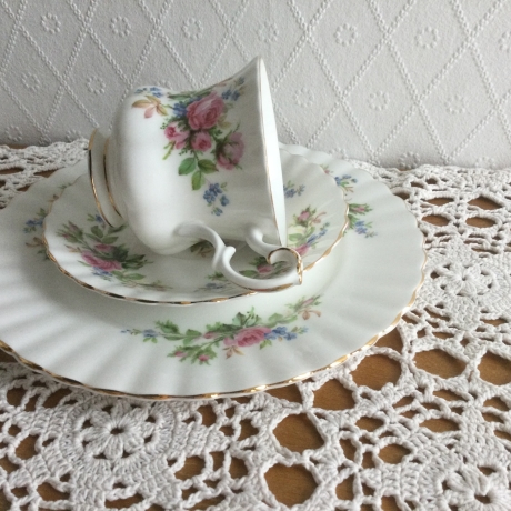 Vintage Sammeltasse Royal Albert Dekor Moos Rose 60er Jahre