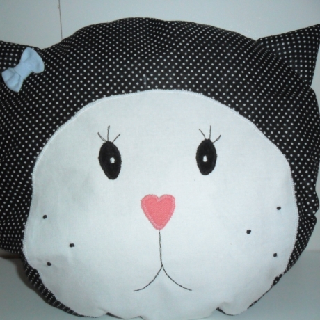 Kuschelkissen schwarzes Kätzchen