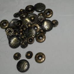 Druckknopf Nr. 4 rund aus Metall (831)