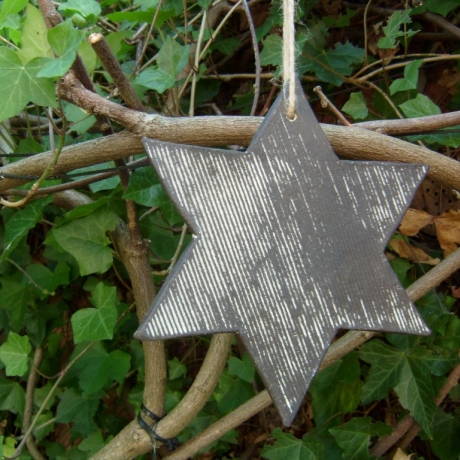 Keramikstern zum Hängen