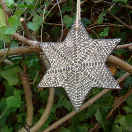 Keramikstern zum Hängen