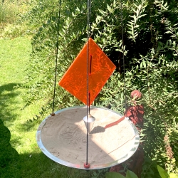 Sandpendel für den Garten, Windpendel, das Mandalas zeichnet 