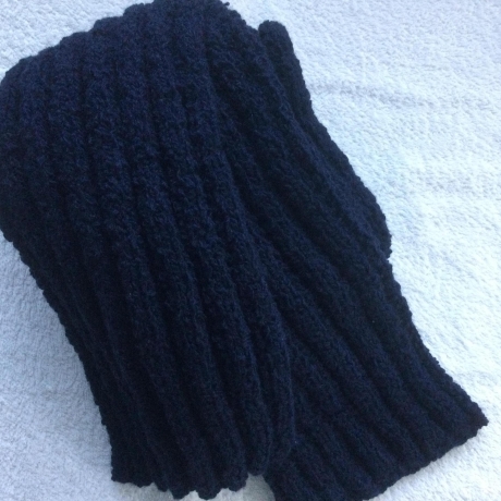Herrenschal Strickschal in dunkelblau handgestrickt