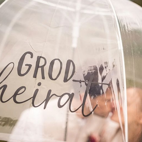 Regenschirm zur Hochzeit (oder andere Anlässe) transparent