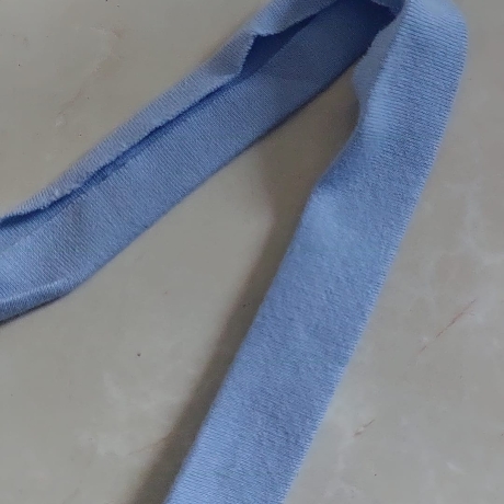 Schrägband Einfassband Baumwolljersey hellblau gefalzt elastisch