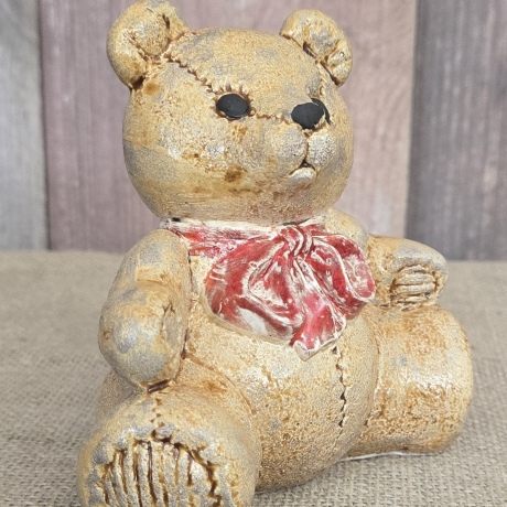 Teddy - Teddybär - Teddy mit Schleife - Keramik -