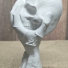 Deko Figur - Totenkopf - Skull  - Hand und Schädel - Halloween