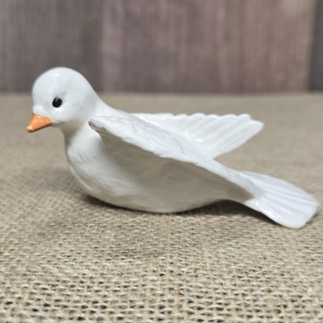 Weisse Taube aus Keramik - Vogel - Handarbeit -
