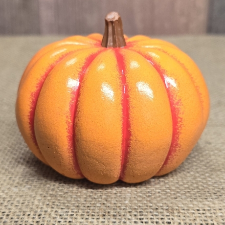 Kürbis Figur- Halloween - Dekoration - Handarbeit - Obst