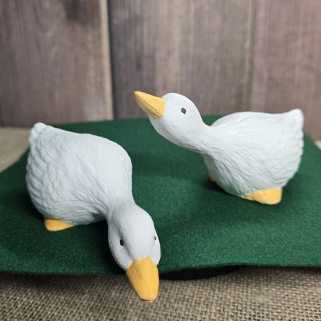 Ente aus Keramik - Handarbeit - Bauernhof - Gartendekoration