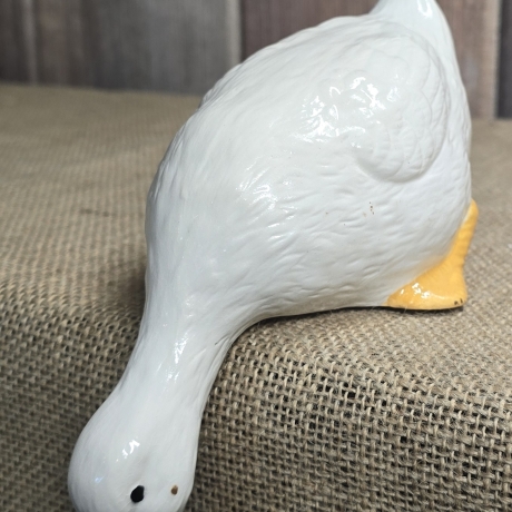 Ente aus Keramik - Kantenhocker - Bauernhof - Gartendekoration